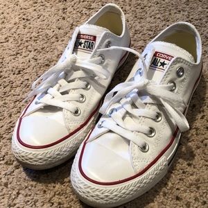 Chuck Taylor White converse